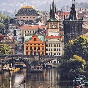 Karlin 3*, Praga Czechy