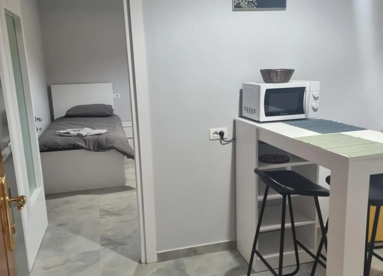 Dentart&Apartments Tirana 0*,  Albania